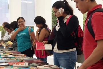 Compra, vende, intercambia o dona libros en la Unicaribe