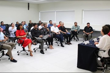 Refrenda Universidad del Caribe la calidad de sus programas de Turismo y Gastronomía