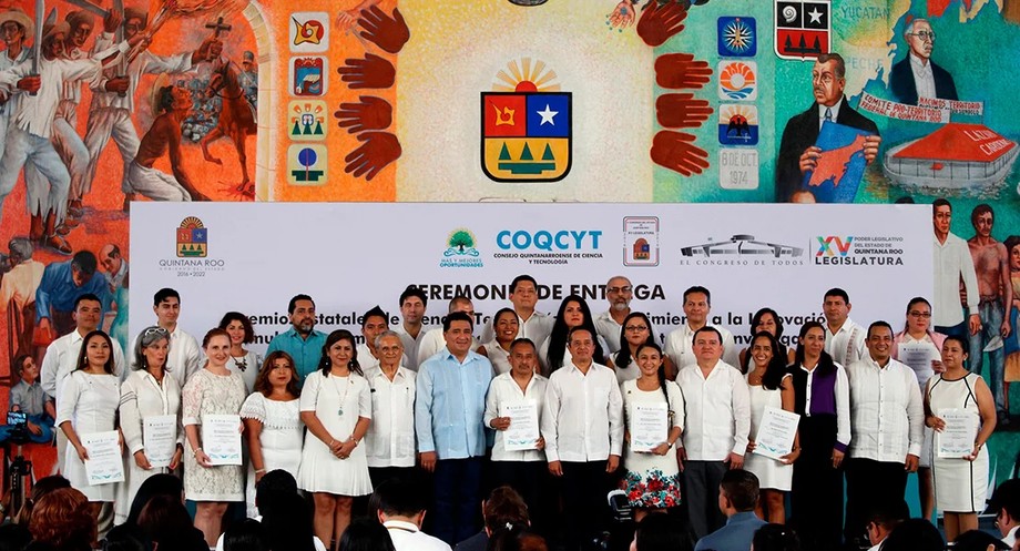 Destaca la unicaribe en premiación de ciencia, tecnología e innovación del coqcyt