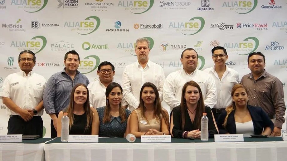 Unicaribe sede de la presentación de la nueva mesa aliarse por quintana roo