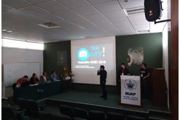 Estudiantes de la Unicaribe ganan  Hackatón, con App de taxi seguro