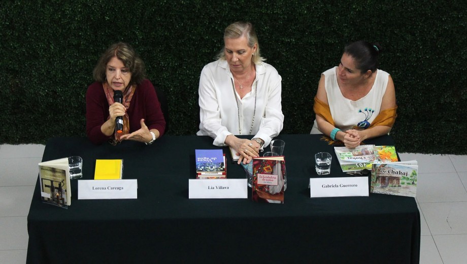 Exponen en la unicaribe escritoras que plasman la cultura maya en su obra
