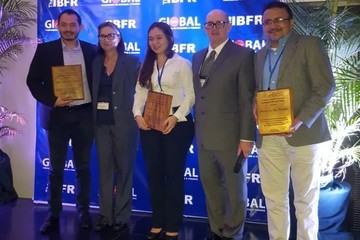 Estudiante y profesores de la Unicaribe reciben premio en congreso de Costa Rica.