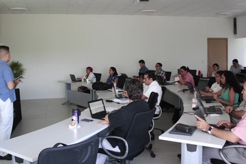 CONACYT imparte taller sobre procesos de evaluación del Programa Nacional de Posgrados de Calidad (PNPC) en la Unicaribe.