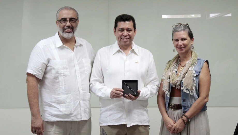 Se capacitan investigadores de la unicaribe en materia de precios de transferencia.