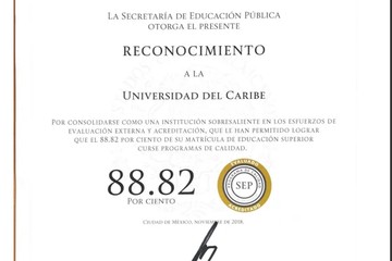 Reconoce SEP a la Universidad del Caribe como institución sobresaliente