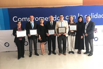 Recibe Universidad del Caribe reacreditación de CACECA  para Negocios Internacionales