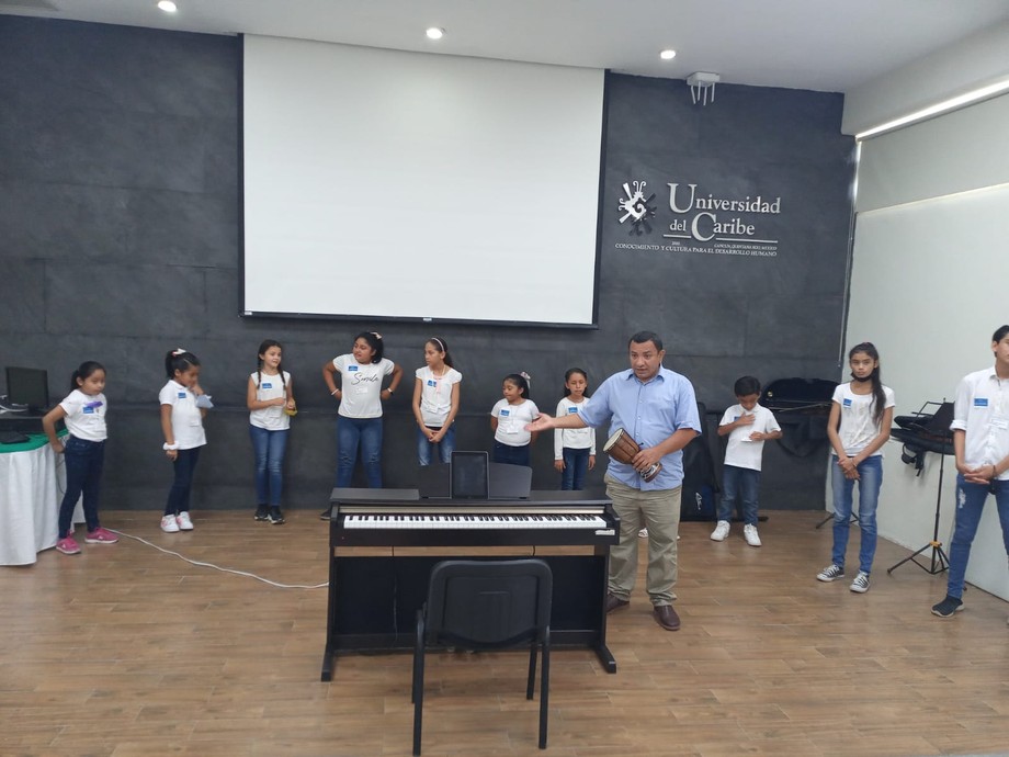Coro (2).jpg