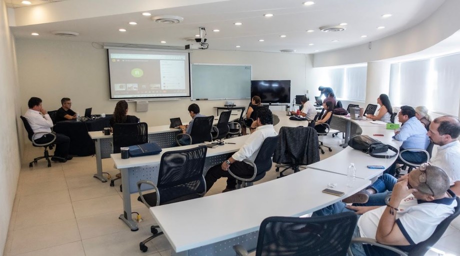 Analizan en la Universidad del Caribe, los retos de las IES en la post-pandemia